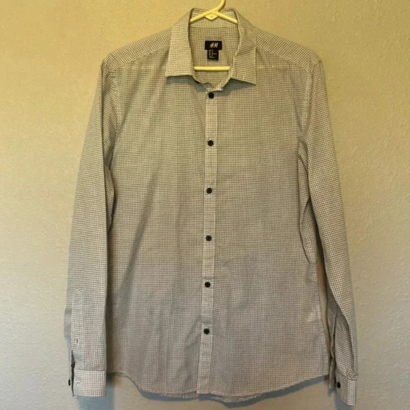 H&M Men’s Button Down - Picture 1 of 3
